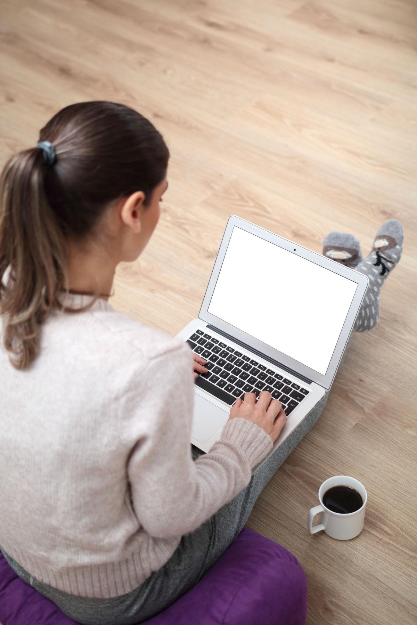 organizing home work and conversations on the computer